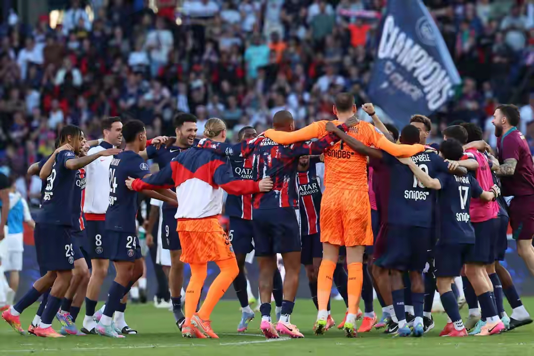 集结日巴黎圣日耳曼备战意大利杯,止住颓势细节曝光,管理层满意,更衣室氛围转暖的简单介绍 集结日巴黎圣日耳曼备战意大利杯,止住颓势细节曝光,管理层满意,更衣室氛围转暖的简单介绍