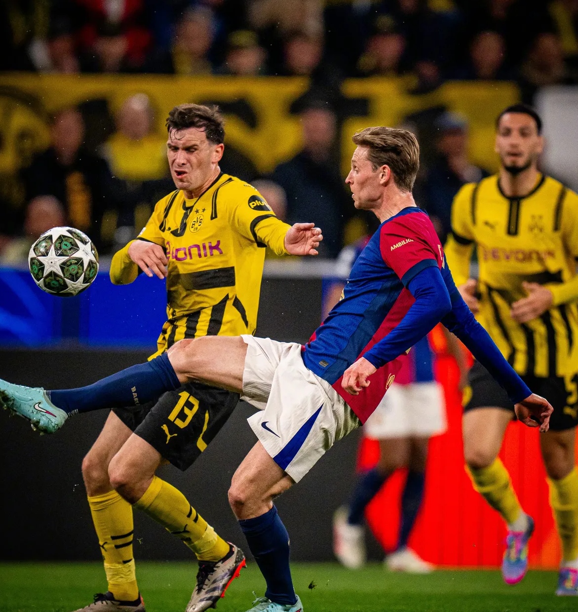 转折点!多特蒙德官宣签约;欧联集结日攻防权衡;悬念犹存;阵容厚度经受考验 转折点!多特蒙德官宣签约;欧联集结日攻防权衡;悬念犹存;阵容厚度经受考验