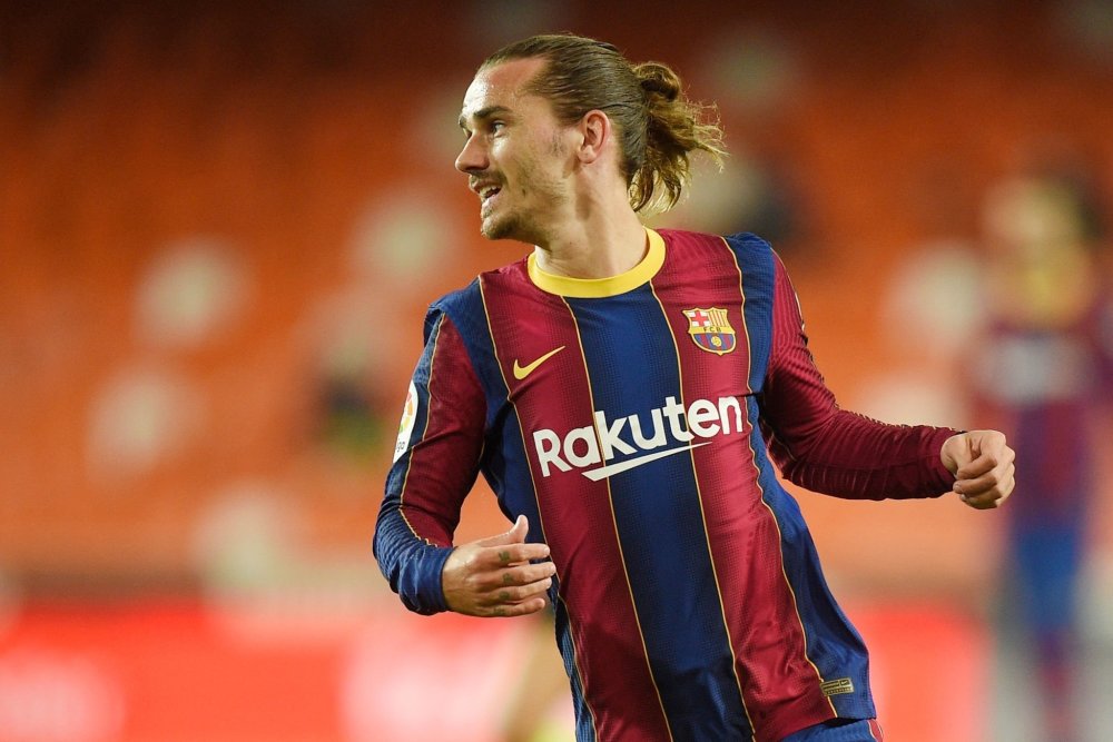 欧超杯今晨走向成谜；金州勇士远射贴柱；悬念犹存；团队化学反应显著(距离欧超杯对阵亚特兰大还有6天)