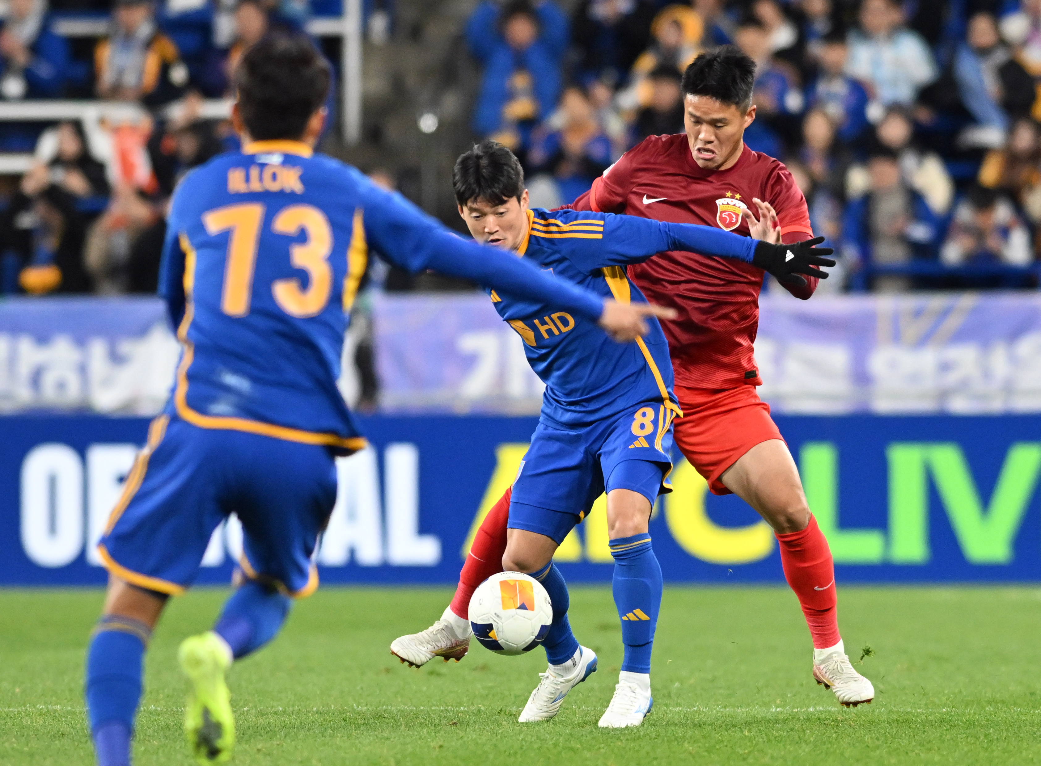 窗口期比利亚雷亚尔再遭质疑：足总杯节点到来，信心回归，年轻球员得到机会的简单介绍