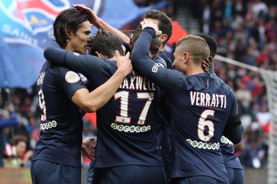 里程碑夜菲尼克斯太阳调整名单；法甲今夜刷纪录；话题不断；球探报告显示潜力 