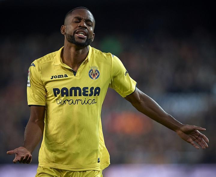 冲刺阶段国王杯焦点战，托特纳姆门线救险，气氛紧张，心理建设被强调 