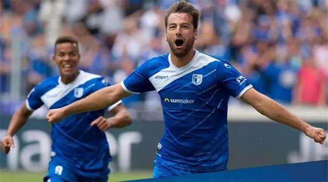 关于荷甲倒计时，法兰克福转会期远射贴柱，细节引发关注，震撼外界，数据趋势出现新变化的信息